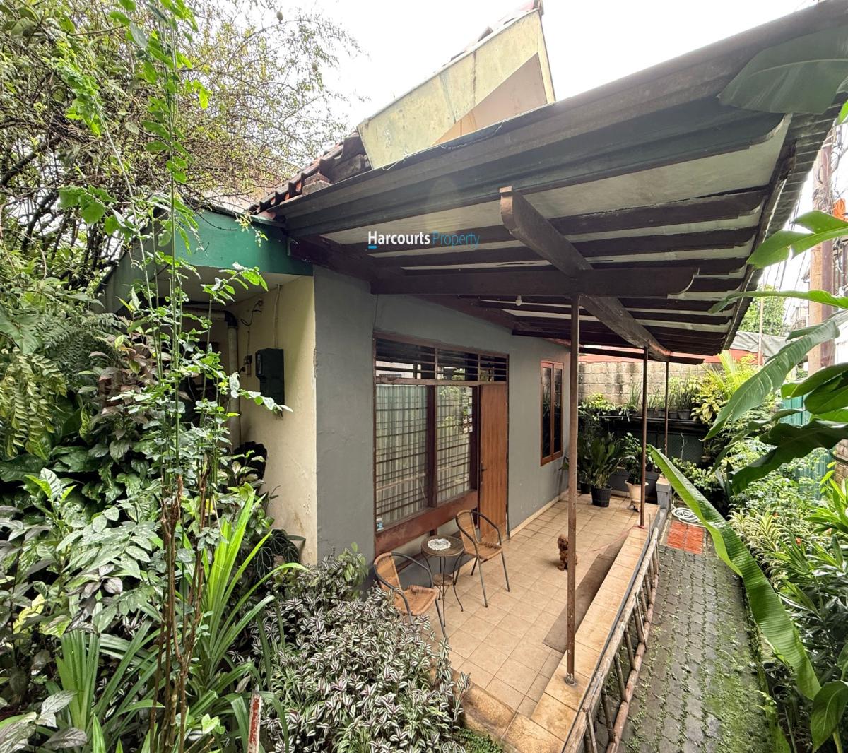 Rumah Klasik bisa Dibangun Ulang Cocok Untukumah Kos-Kosan Lokasi Strategis Dekat Stasiun MRT