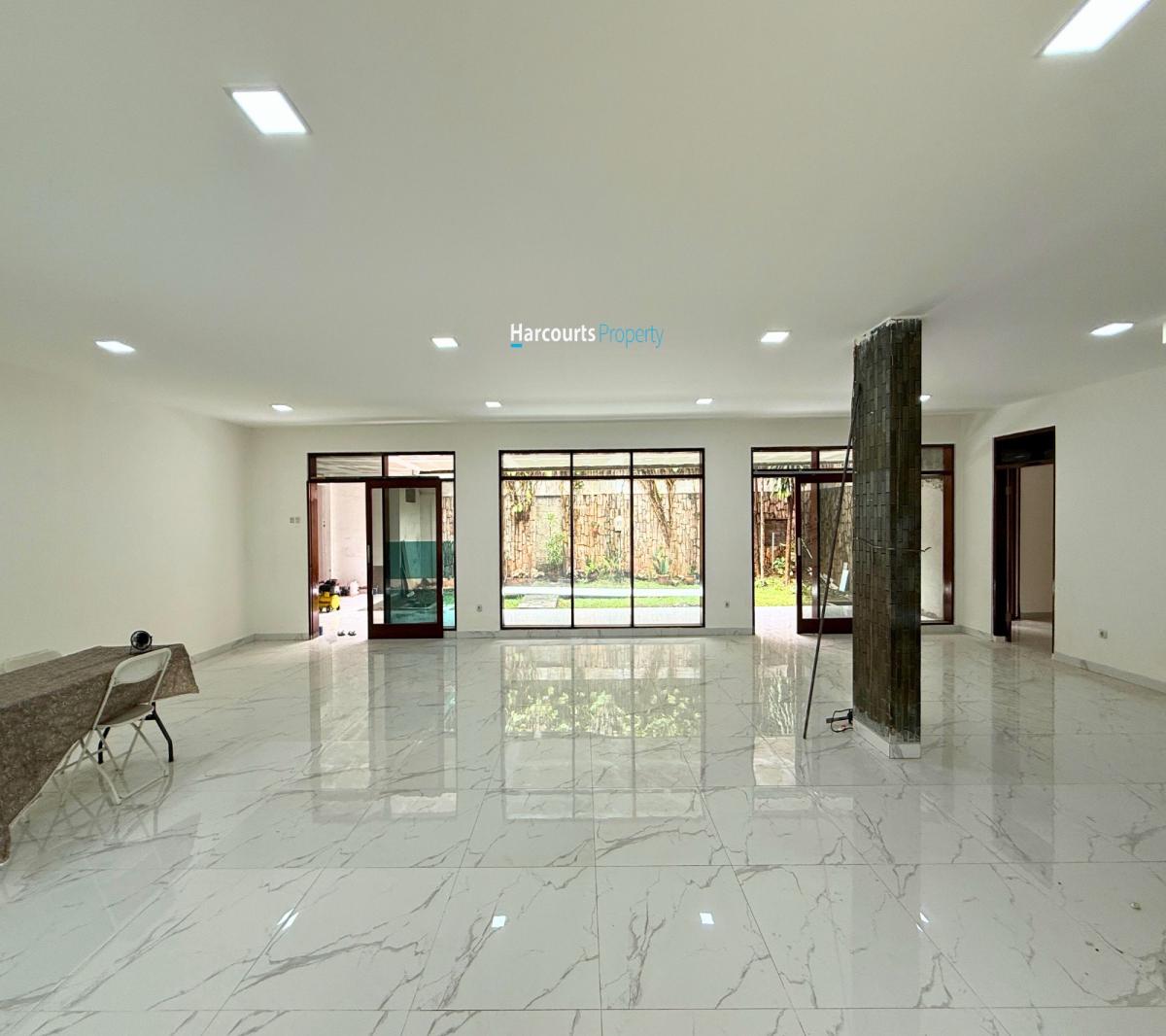 Disewakan Rumah Modern Parkir Besar Bisa untuk Silent Office di Kebayoran Baru - Foto 2