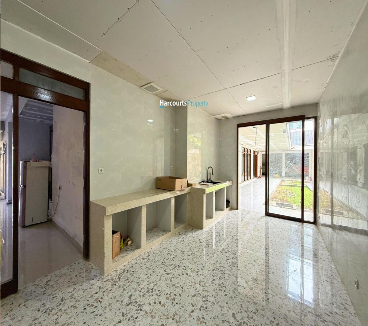 Disewakan Rumah Modern Parkir Besar Bisa untuk Silent Office di Kebayoran Baru - Foto 3