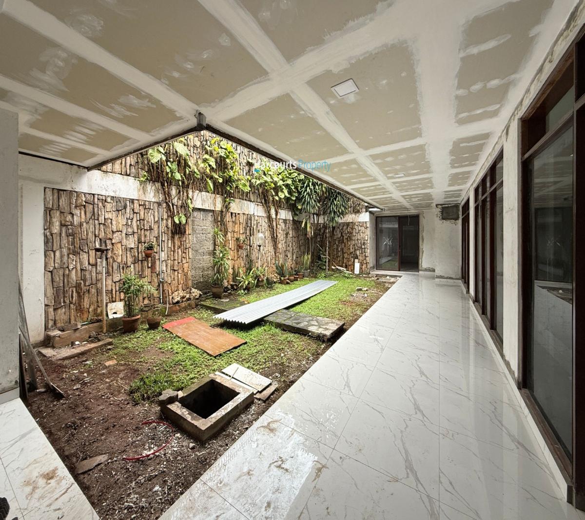 Disewakan Rumah Modern Parkir Besar Bisa untuk Silent Office di Kebayoran Baru - Foto 5