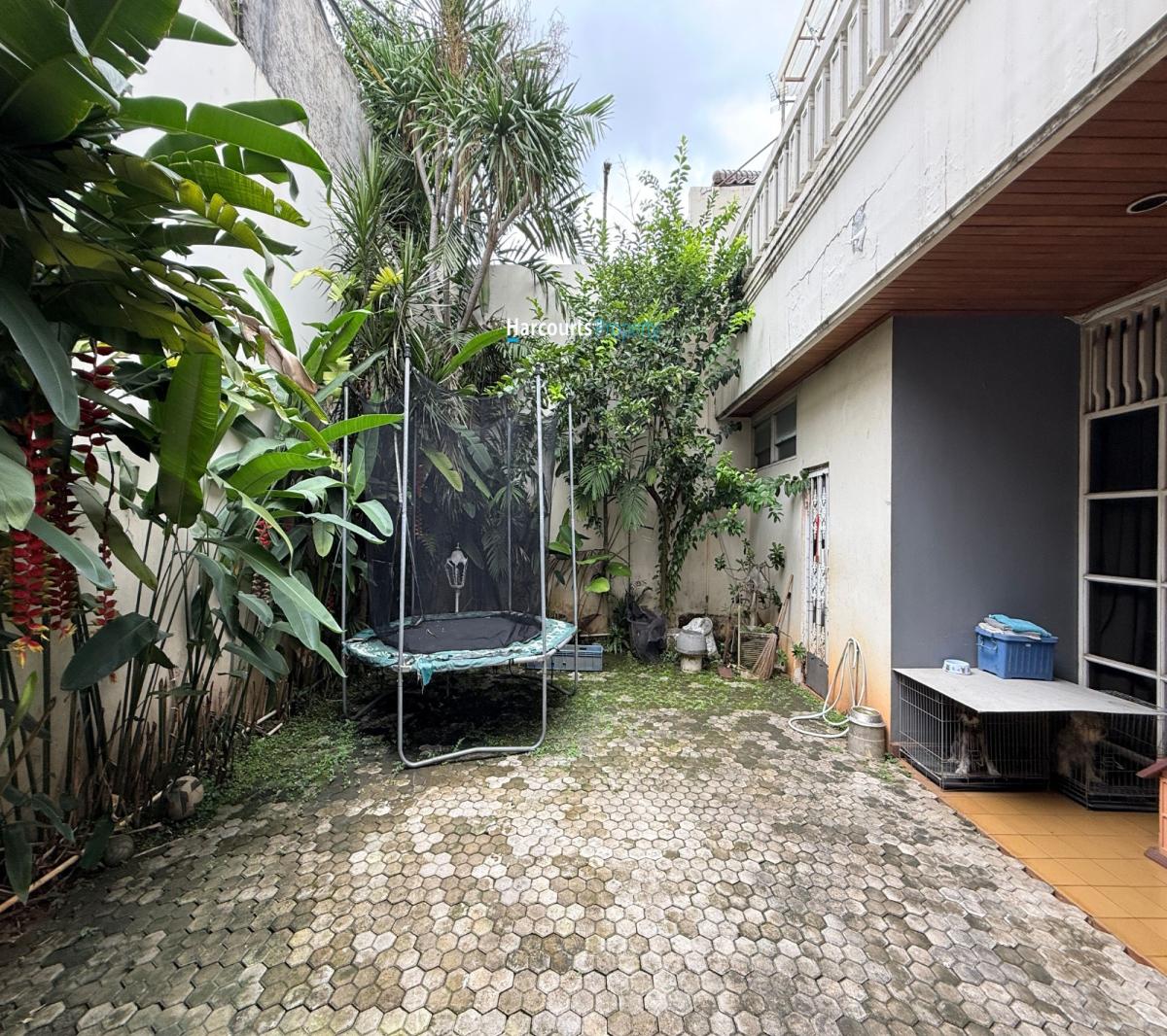 Dijual Rumah Hunian 2 Lantai Kawasan Elite di Kencana Indah, Jakarta Selatan - Foto 9