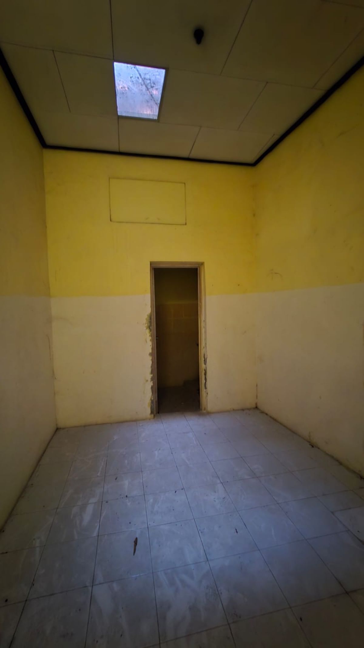 Disewakan Ruang Usaha Perlu Renovasi Siap Pakai, Dekat Solo Safari dan Kampus Uns Jebres Solo - Foto 3