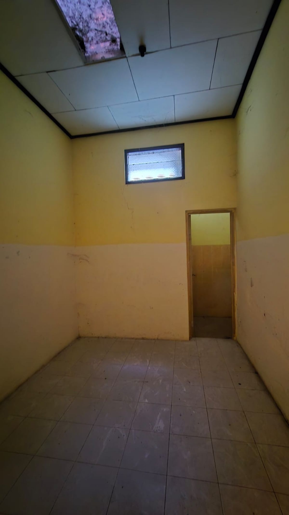 Disewakan Ruang Usaha Perlu Renovasi Siap Pakai, Dekat Solo Safari dan Kampus Uns Jebres Solo - Foto 6