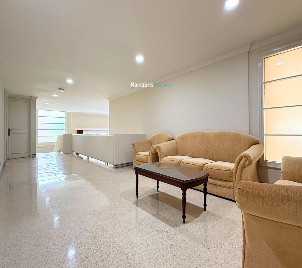 Disewakan Rumah Klasik Lokasi Strategis 5 menit dari Senayan City Area, Di Kebayoran Baru - Foto 8