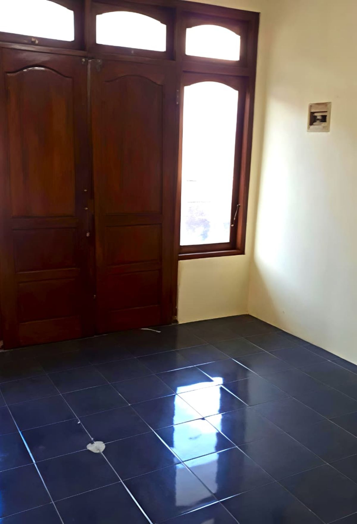 Disewakan Rumah Siap Pakai, Lokasi : Griyan Baturan, Colomadu, Solo - Foto 2