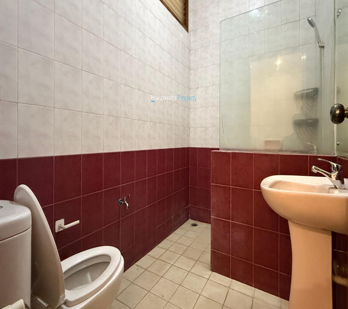 Disewakan Rumah Klasik Bagus dan Terawat Kawasan Elite Lokasi Strategis di Alam Segar, Pondok Indah - Foto 2