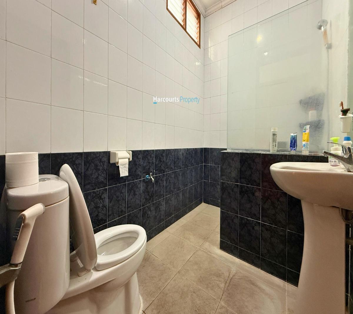 Disewakan Rumah Klasik Bagus dan Terawat Kawasan Elite Lokasi Strategis di Alam Segar, Pondok Indah - Foto 10