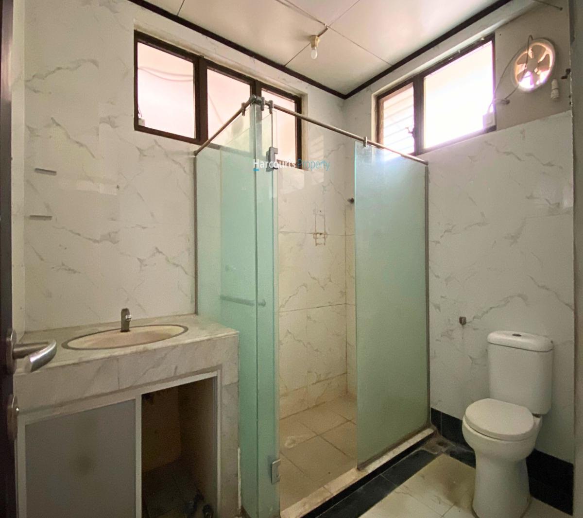 Disewakan Rumah Klasik Bisa untuk Kantor Area Jl. Mendawai Kebayoran Baru - Foto 13