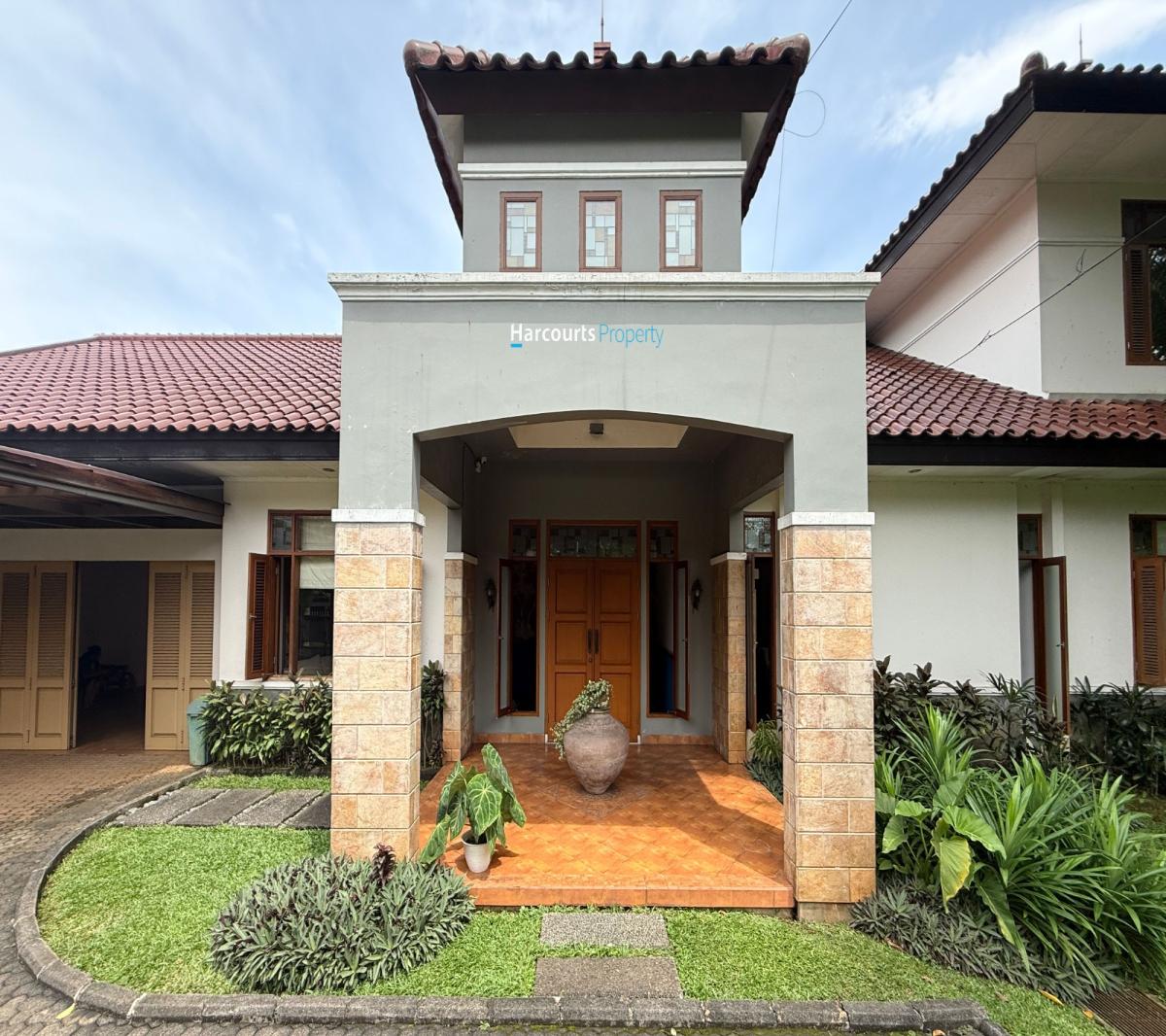 Rumah Hunian Klasik Halaman Super Luas ada backyard lokasi Strategis 5 menit dari MRT Cipete Raya - Foto 3