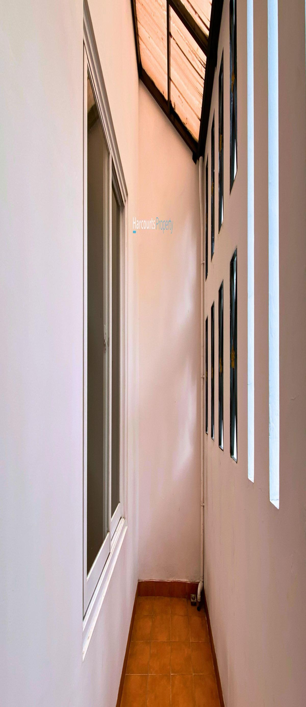 Disewakan Rumah Modern 2 Lantai Area Jl. Ciniru Kebayoran Baru - Foto 5