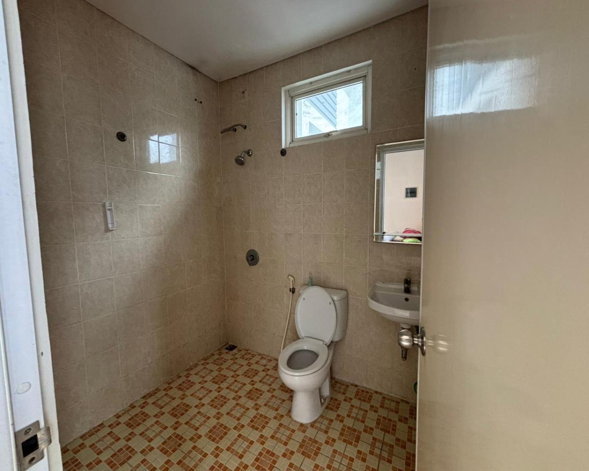 Rumah 2 Lantai Grand Taruma Karawang, Dekat Pintu Tol Karawang Barat, Dekat Resinda Park Mall, Free Kitchen Set, Free Water Heater - Foto 3