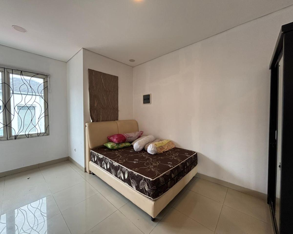 Rumah 2 Lantai Grand Taruma Karawang, Dekat Pintu Tol Karawang Barat, Dekat Resinda Park Mall, Free Kitchen Set, Free Water Heater - Foto 5