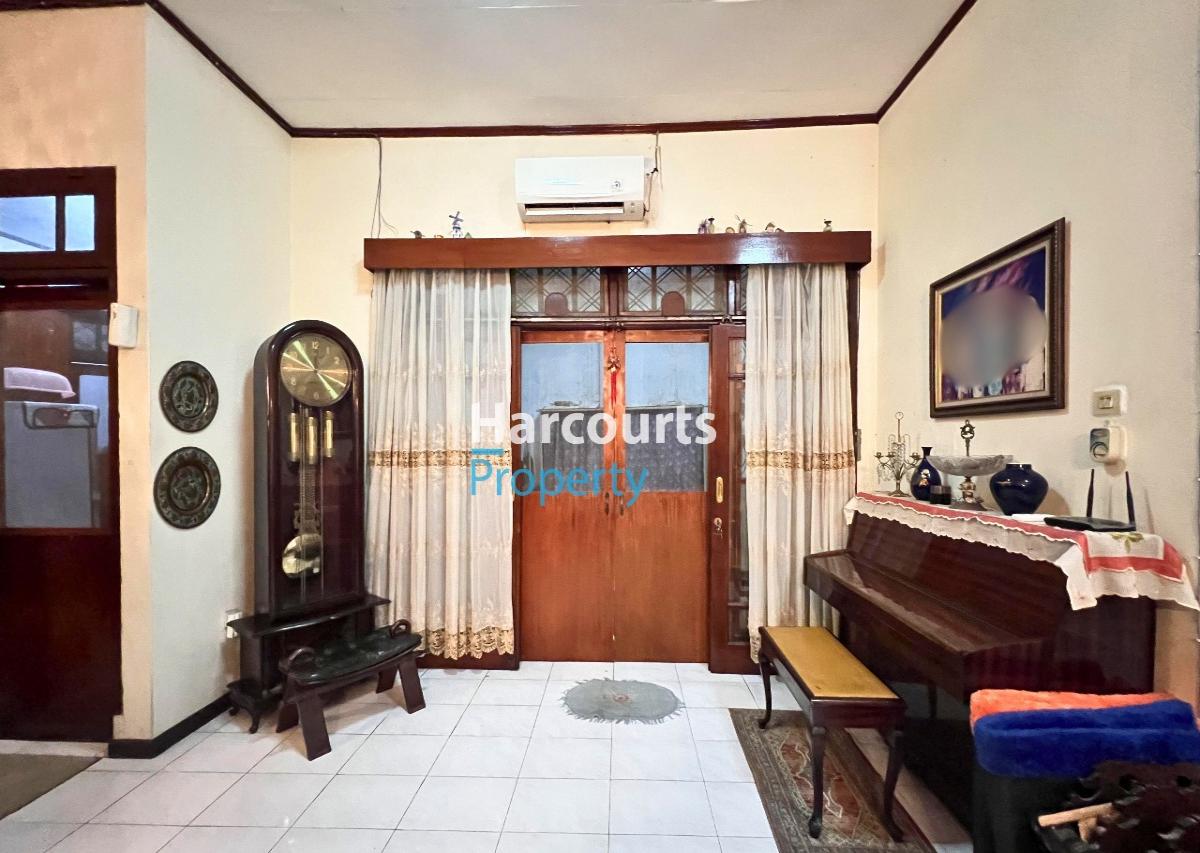 Dijual TURUN HARGA Rumah Klasik Tropis Dekat Area Jl. Ciomas Kebayoran Baru - Foto 9