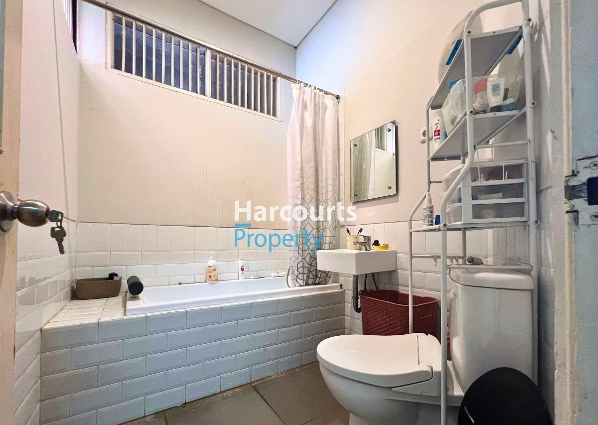 Dijual Rumah Klasik Terawat di Lokasi Tenang Area Jl. Gandaria Kebayoran Baru - Foto 8