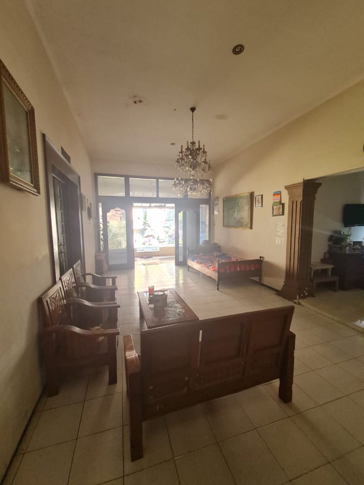 Rumah Lawas Strategis Hitung Tanah, di Jalan dr.Rajiman Laweyan Solo - Foto 5