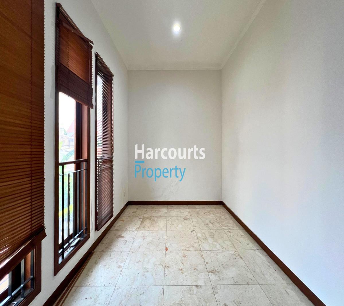 Dijual/Disewa Rumah Klasik Area Jl. Bambu Kuning Kebayoran Baru - Foto 2