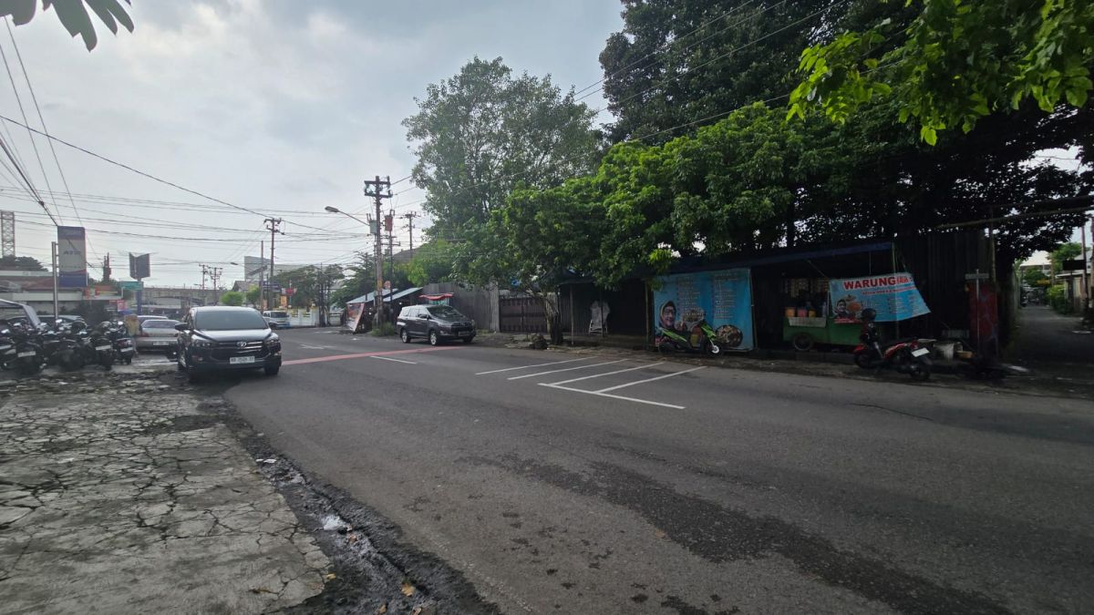 Dijual Tanah Strategis Pinggir Jalan Agus Salim di Sondakan Laweyan Solo - Foto 6