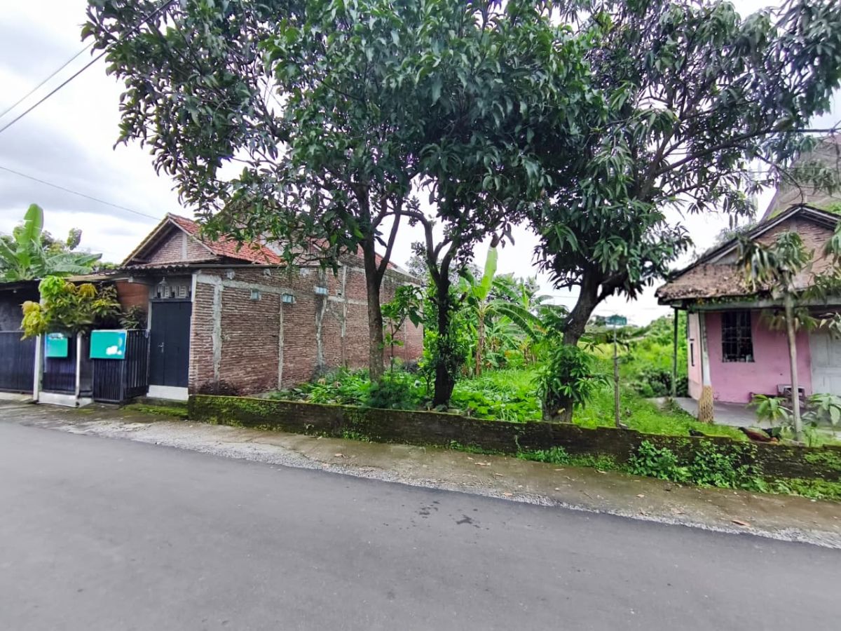 Dijual Tanah Dapat Bonus Rumah Layak Huni, Lokasi di Kadipiro Solo - Foto 2
