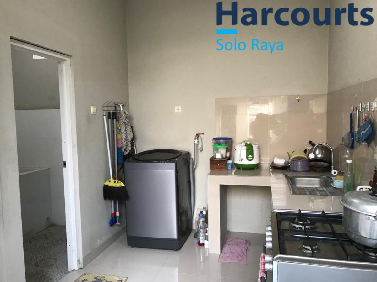 Dijual Rumah Bagus Siap Huni, di Cluster Exclusive Dekat Jalan Sumpah Pemuda, Solo - Foto 5