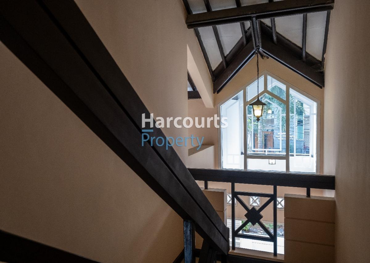 Dijual Rumah Bagus Lokasi Tenang Area Jl. Kerinci Kebayoran Baru - Foto 3