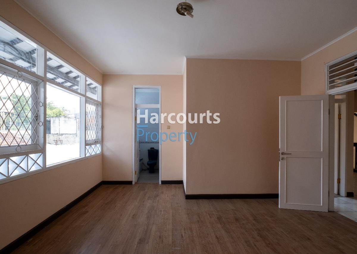 Dijual Rumah Bagus Lokasi Tenang Area Jl. Kerinci Kebayoran Baru - Foto 7