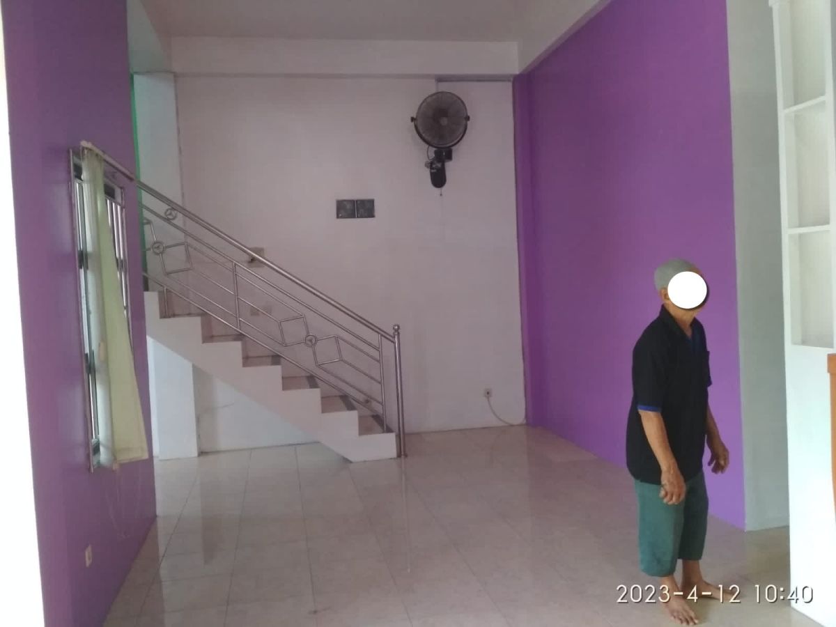 Dijual cepat!! Ruko Bagus 2 Lantai Strategis Siap Pakai di Gagan Dekat Pintu Tol Klodran Colomadu Solo - Foto 8