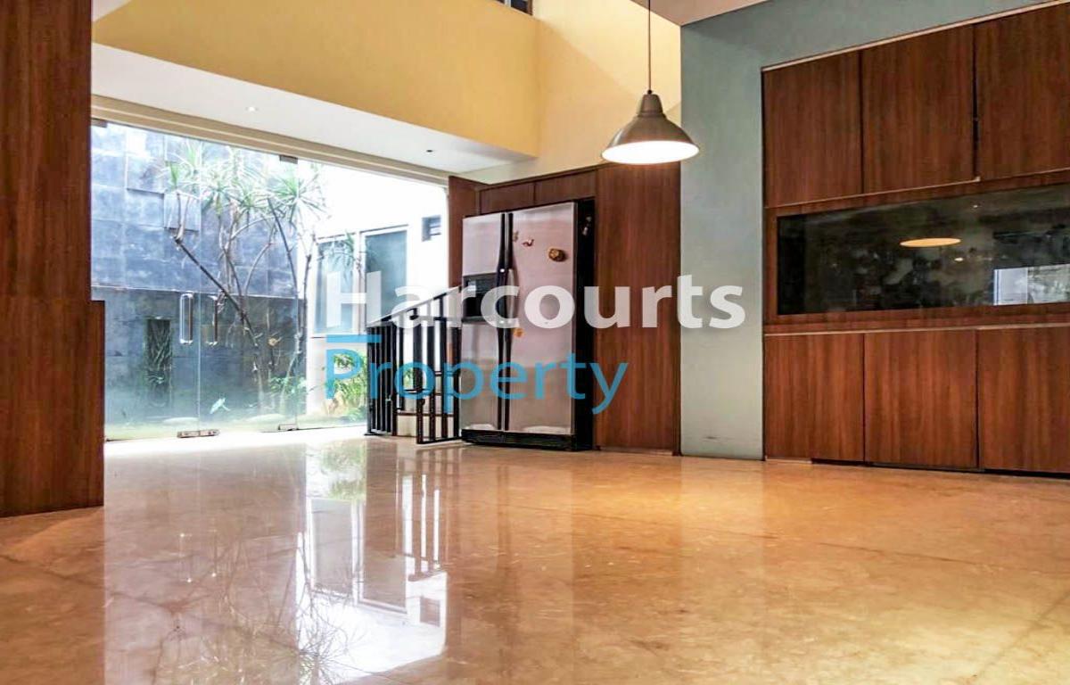 Dijual Rumah Lingkungan Tenang Area Jl. Tulodong Bawah Kebayoran Baru - Foto 5