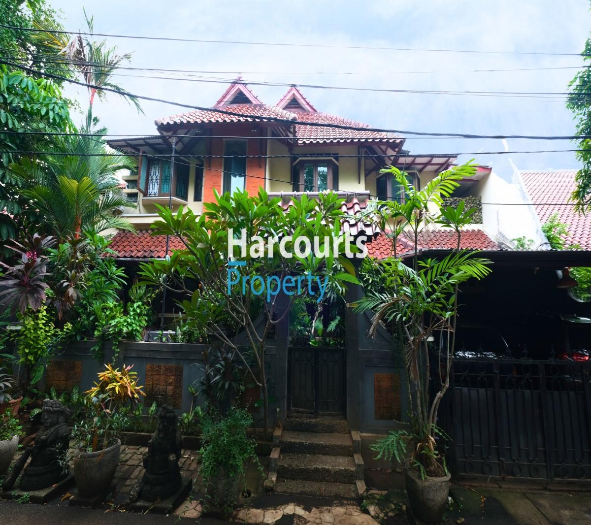 Dijual Rumah Lama Di Lokasi Tenang Area Jl. Hang Jebat Kebayoran Baru