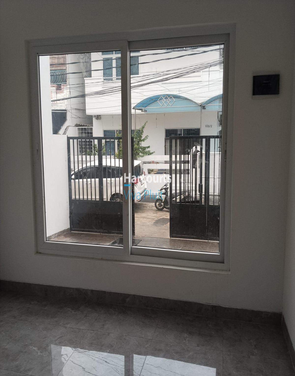 Dijual Rumah 3 Lantai Di Muara Karang. Harga Nego - Foto 10