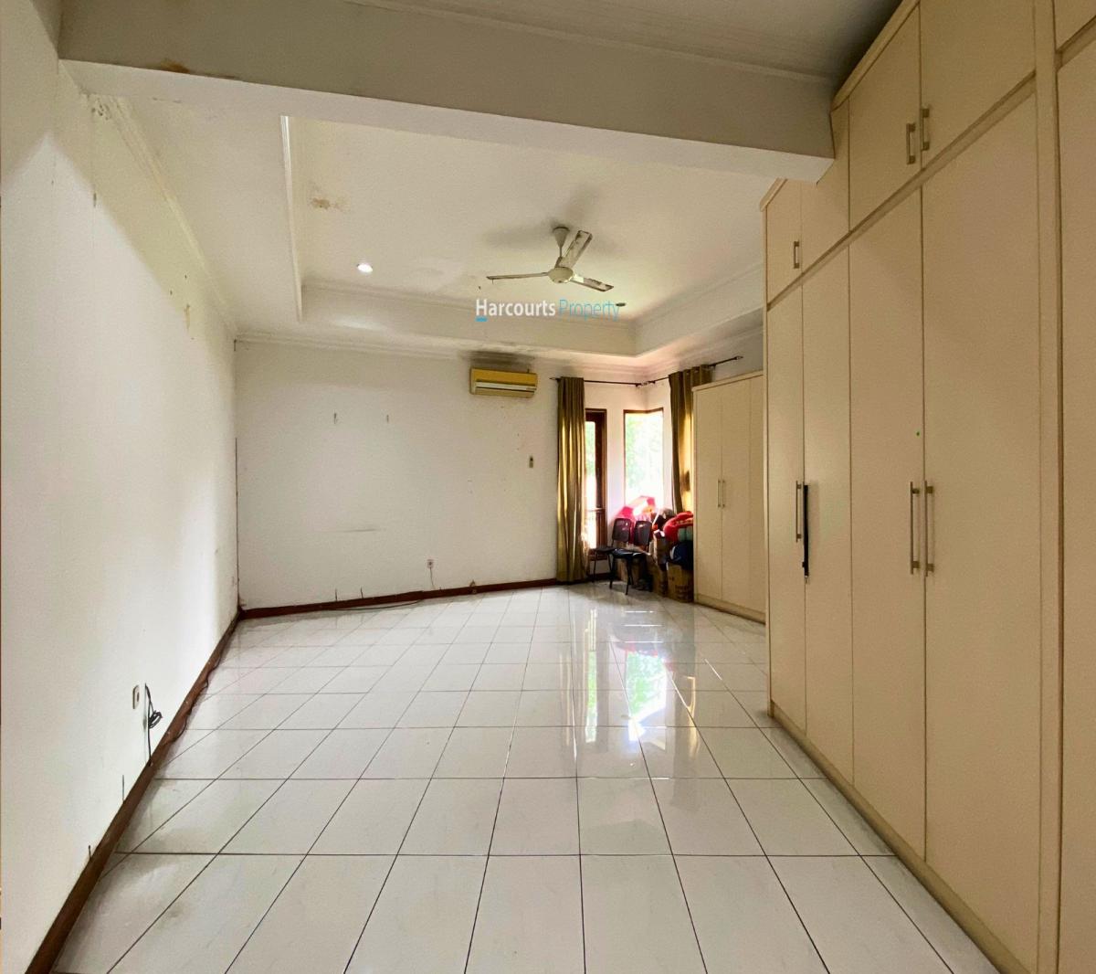 Dijual Rumah Klasik Super Luas dan Asri Lingkungan Tenang di Pondok Indah - Foto 9