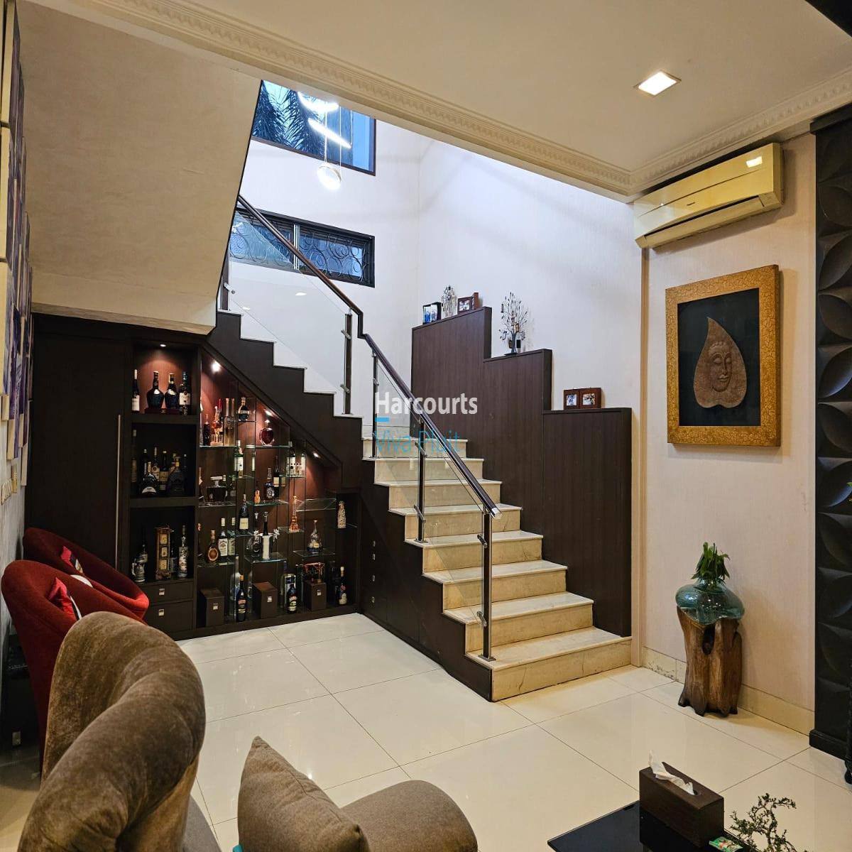 Dijual Rumah Mewah Dan Bagus Di Komplek Premier Mansion, Bandengan. Harga Nego - Foto 7