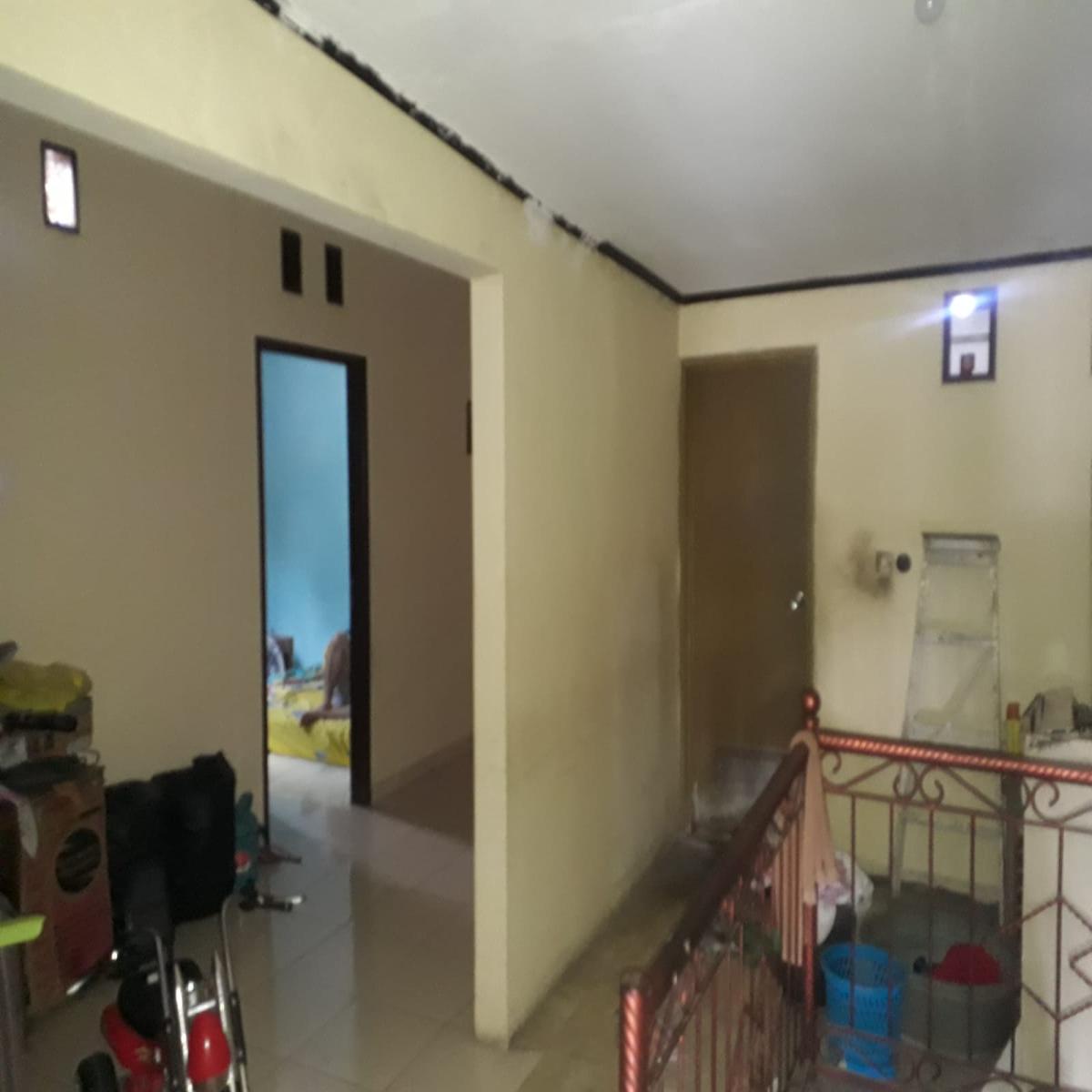 Rumah Cocok Untuk Usaha Kostan Dijual Di Karang Tengah, Tangerang - Foto 4