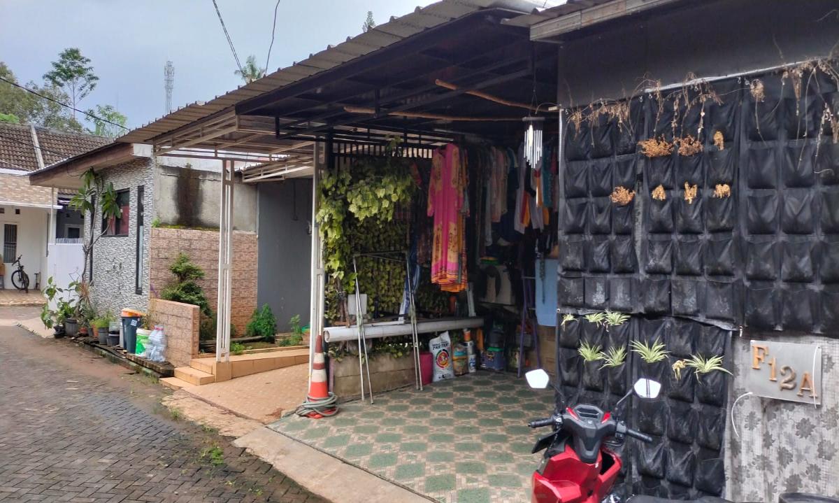 Dijual Rumah Minimalis di Perumahan Roswood Garden, Serua Ciputat - Foto 2
