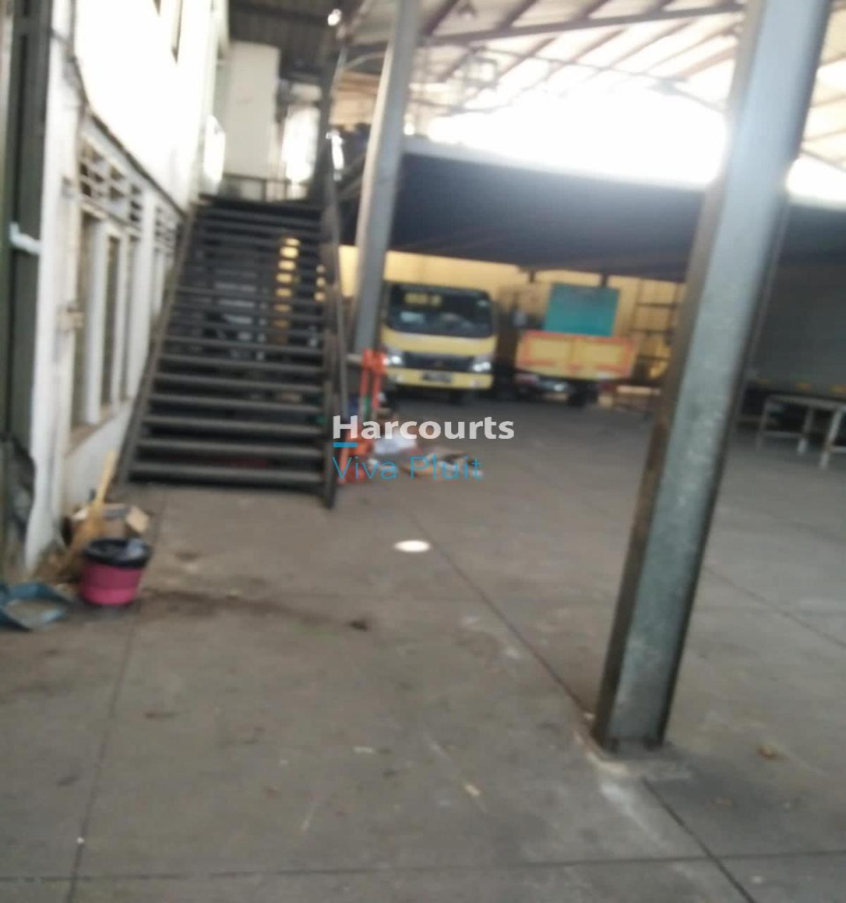 Dijual Gudang 2 Lantai Di Jalan Raya Bekasi Timur. Harga Nego - Foto 7