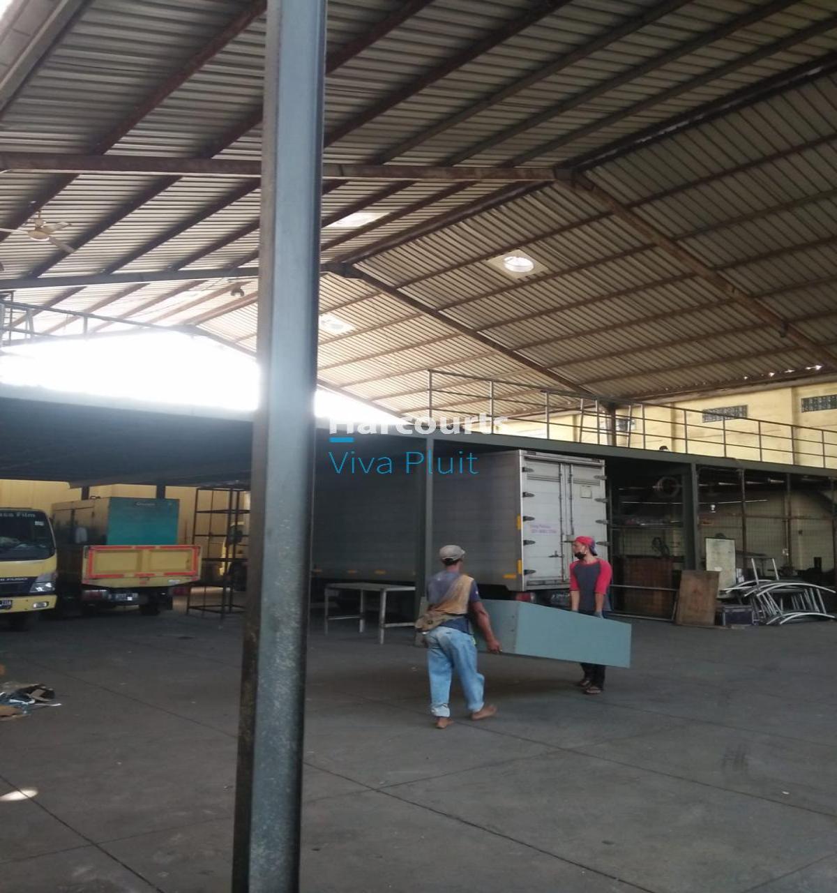 Disewakan Gudang 2 Lantai Di Jalan Raya Bekasi Timur. Harga Nego - Foto 8