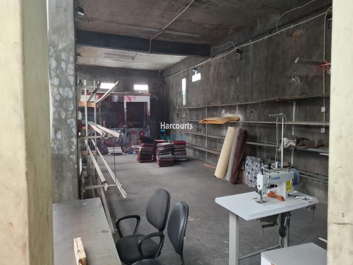 Dijual Rumah dan Workshop Di Jl. Kampung Koang, Kalideres. Harga Nego - Foto 4