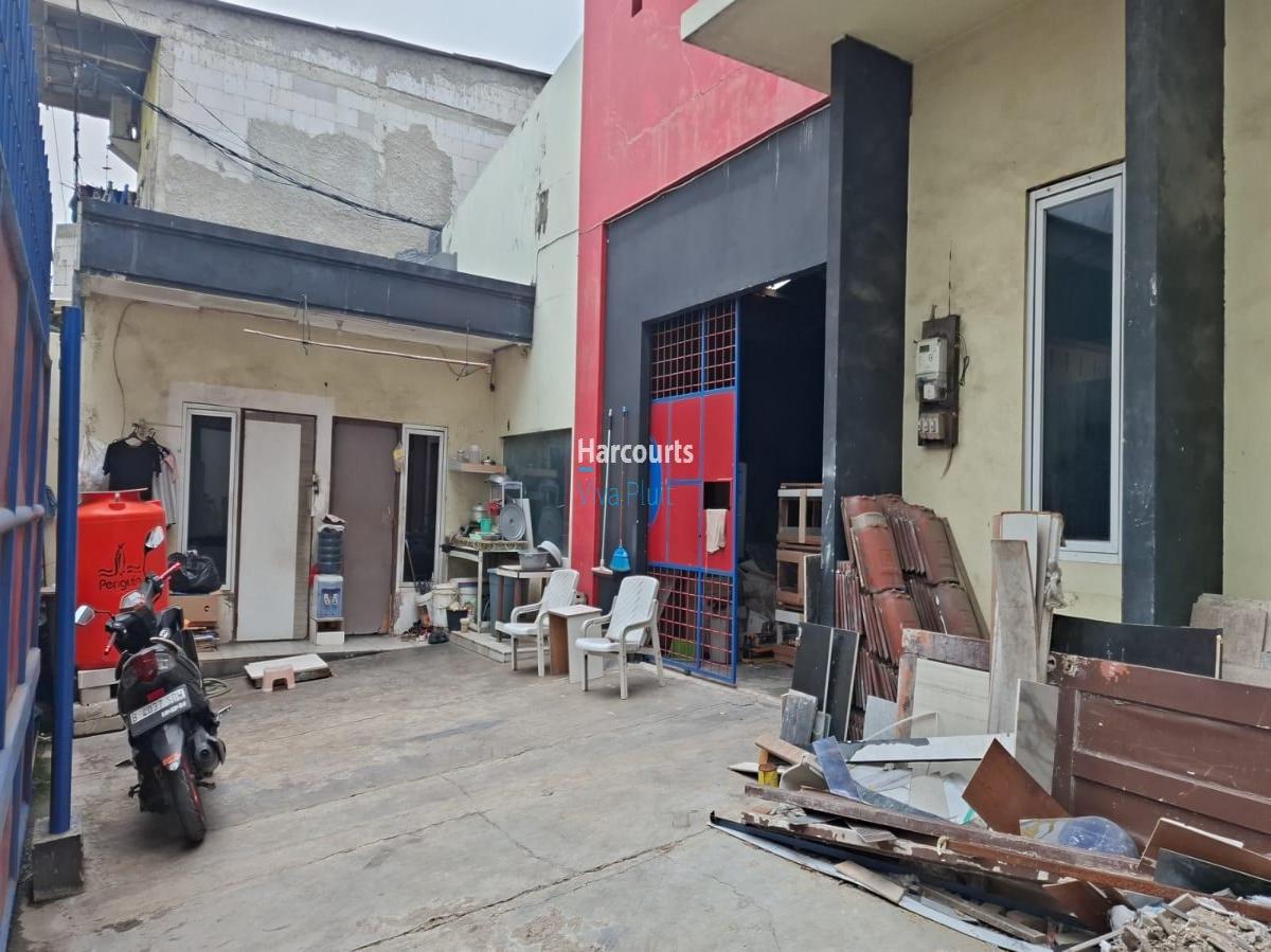 Dijual Rumah dan Workshop Di Jl. Kampung Koang, Kalideres. Harga Nego - Foto 5