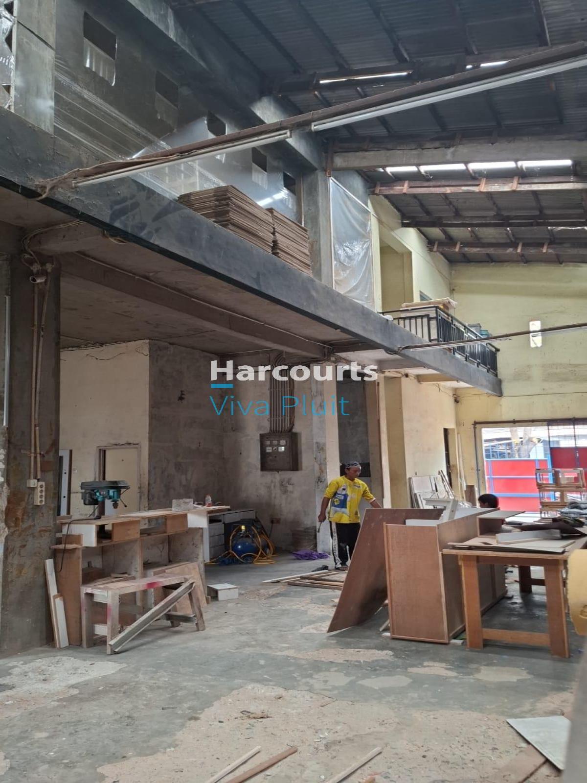 Dijual Rumah dan Workshop Di Jl. Kampung Koang, Kalideres. Harga Nego - Foto 12