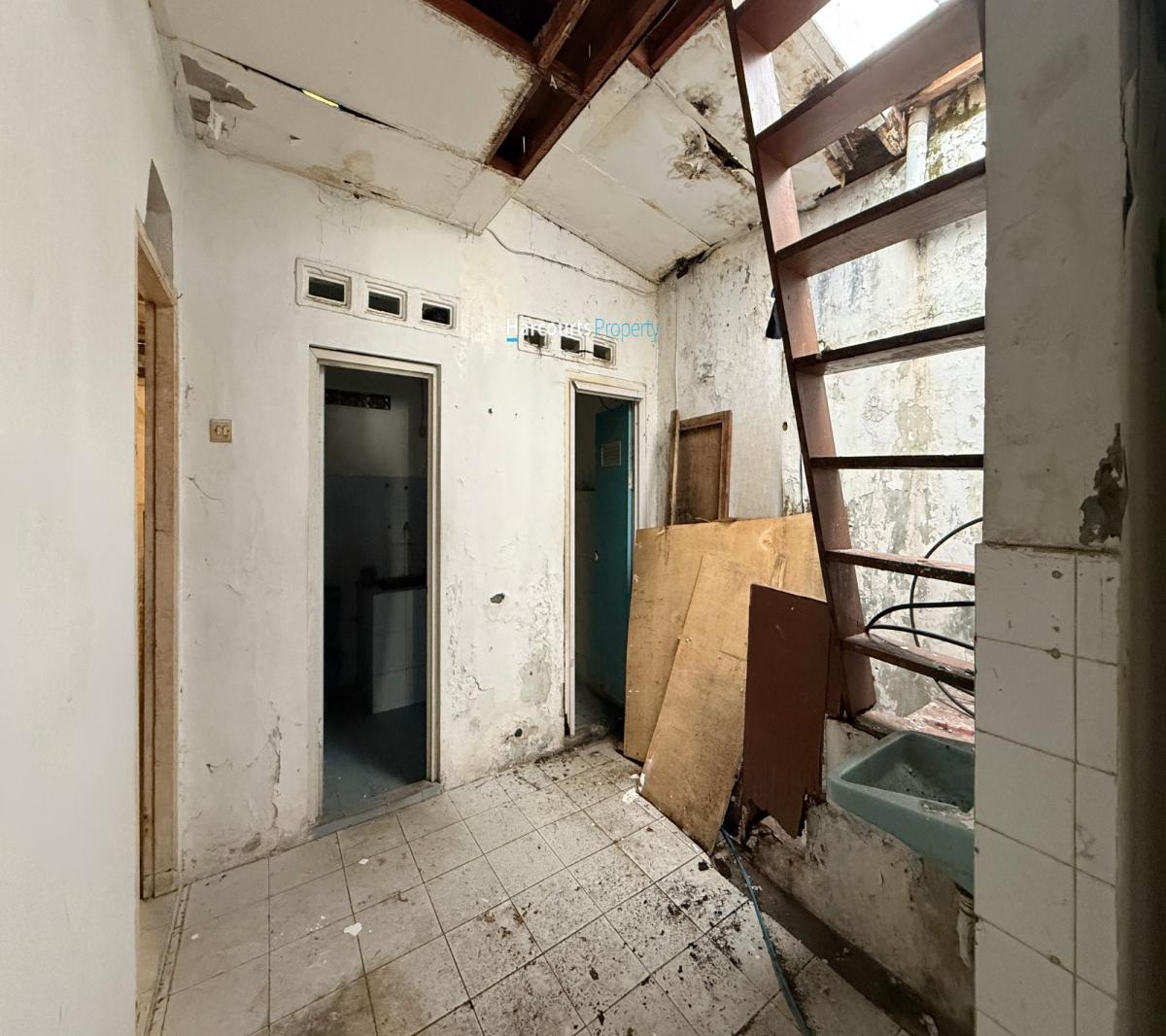 Dijual Rumah Klasik Hitung Tanah Lokasi Strategis di Selong - Senopati, Kebayoran Baru - Foto 5