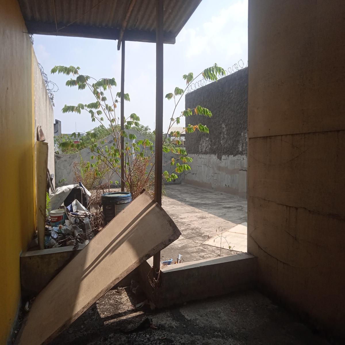 Ruko dijual di perbatasan antara Jakarta Selatan dengan Kota Tangerang - Foto 8