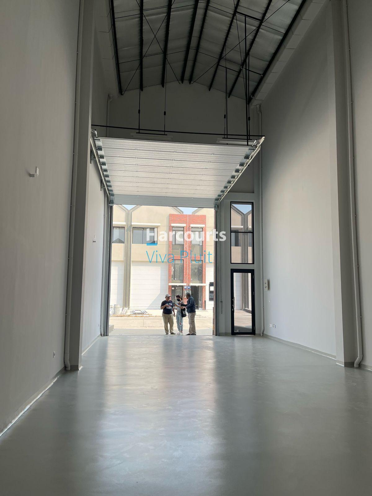 Disewakan Gudang Bizpark-PIK 2. Lokasi Strategis!