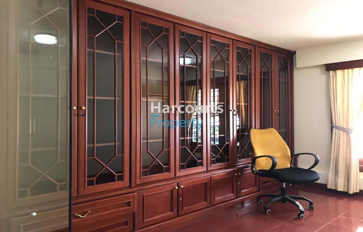 Disewakan Rumah Klasik Terawat Area Jl. Pondok Hijau Pondok Indah - Foto 4