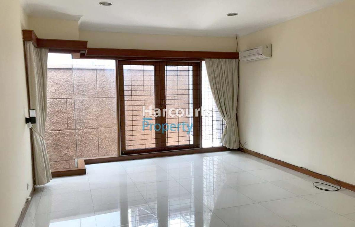 Disewakan Rumah Klasik Terawat Area Jl. Pondok Hijau Pondok Indah - Foto 5