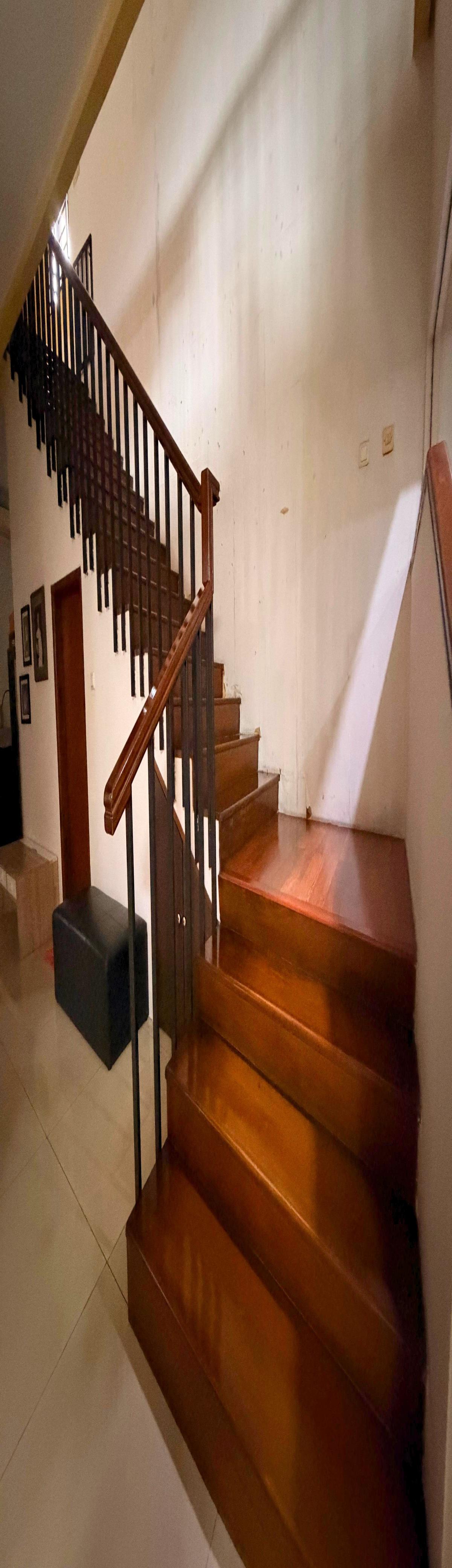 Rumah Mewah Nyaman untuk Keluarga di Cipinang Cempedak - Foto 8