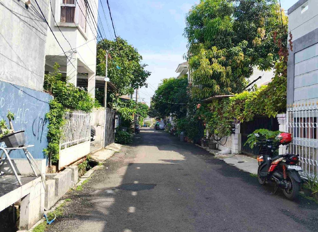Rumah 2 Lantai di Cluster Puri Permata 1 Larangan Selatan dekat Transjakarta Puri Beta, Tangerang - Foto 3