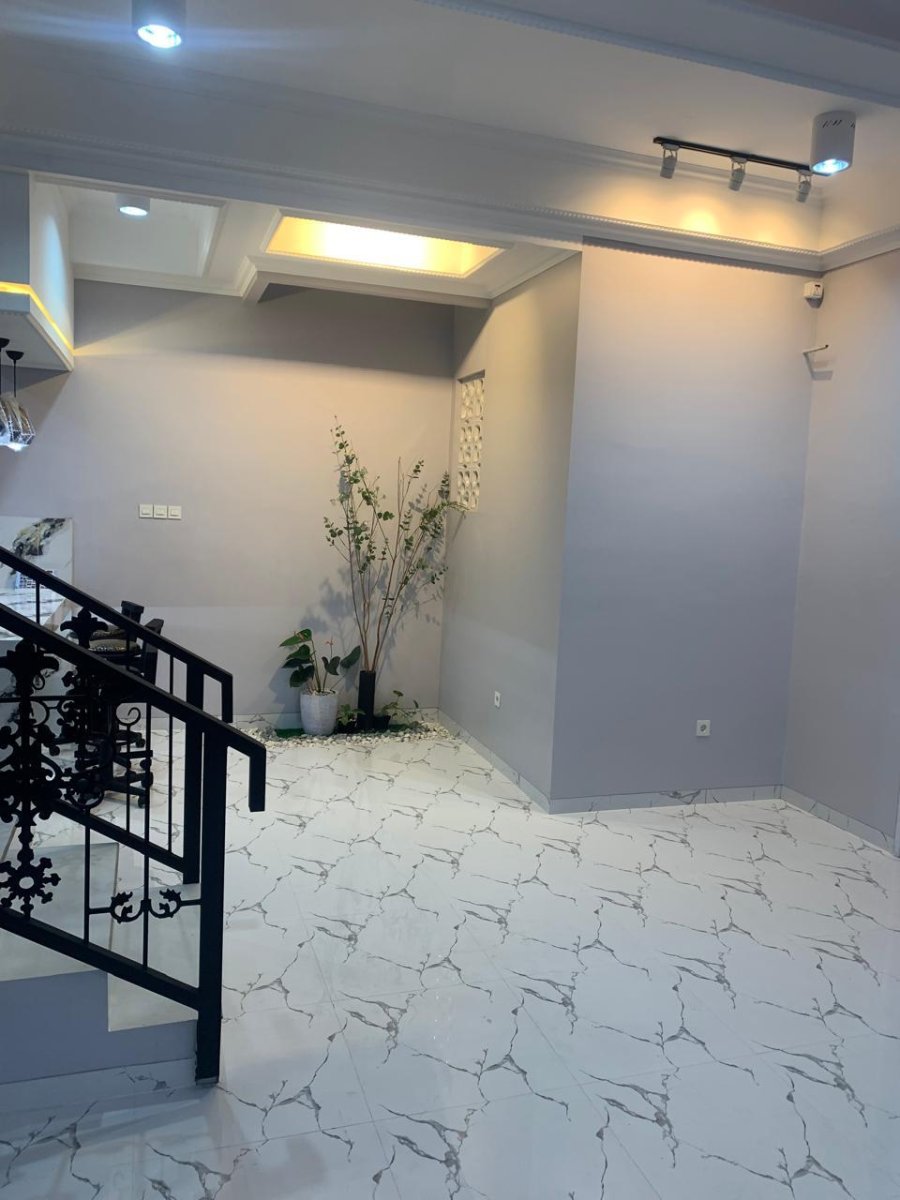 Dijual Rumah Hook di Megapolitan Cinere Depok Jawa Barat - Foto 2