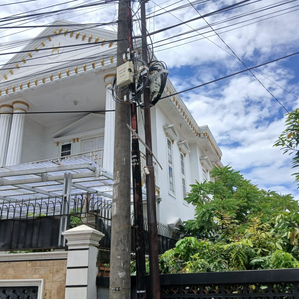 Dijual rumah luas di Pasir Gunung Selatan Cimanggis Depok - Foto 4