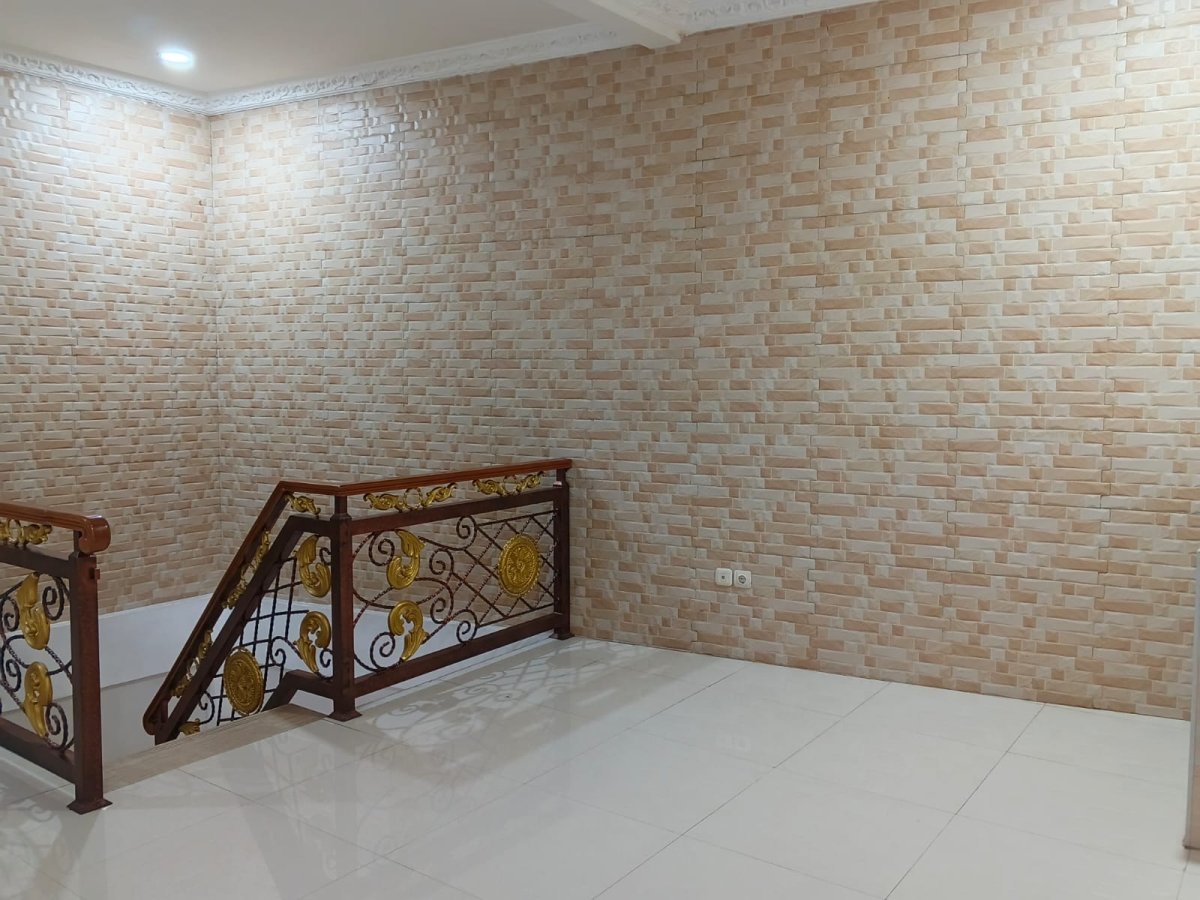 Dijual Rumah Cantik Siap Huni di Karang Tengah, Kota Tangerang - Foto 9