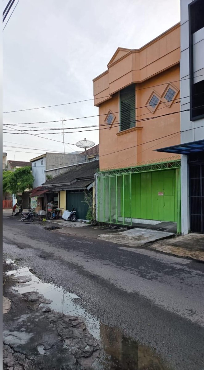 Dijual Ruko Siap Huni 3 Lantai, Lokasi di Keprabon - Solo