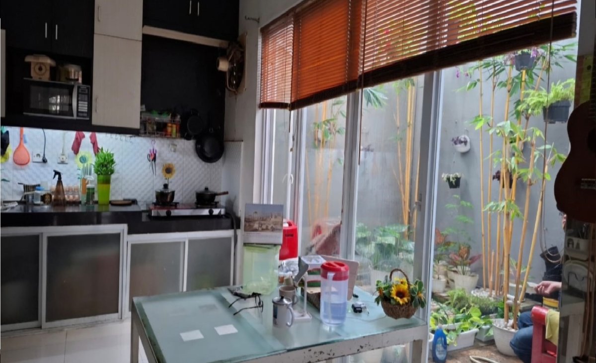 Dijual Rumah di Komplek Griya Kencana 1 – Strategis & Siap Huni! - Foto 5